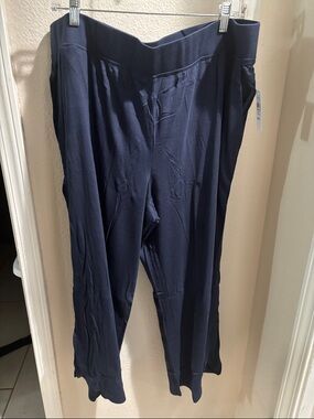 L.L. Bean Classic Navy Sleeping Pants 2X NWT
